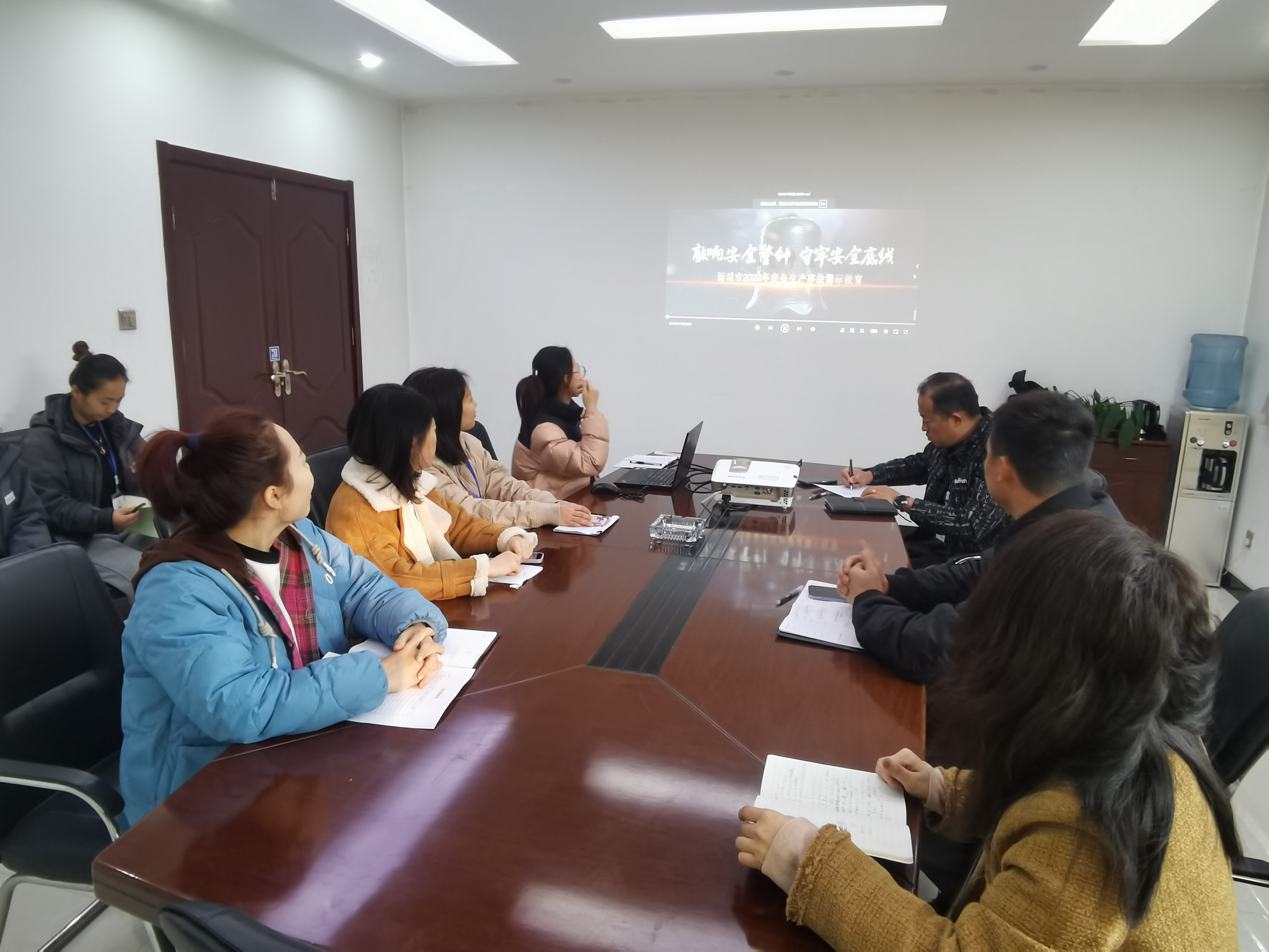 �й���3044��������(����)���޹�˾-�ٷ���վ